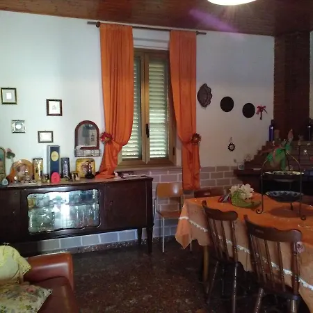 Casa Mary Lantställe Lamia